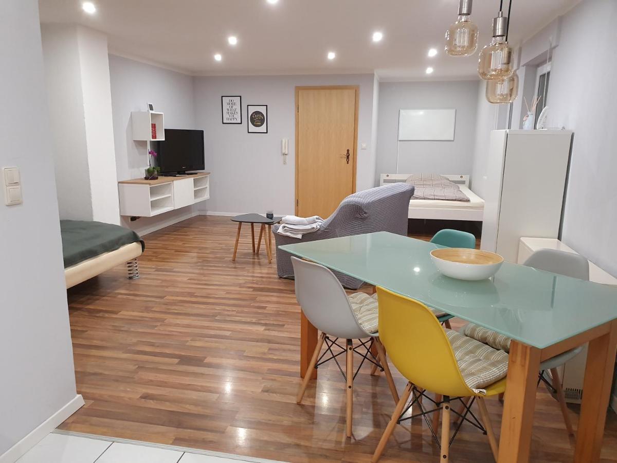 Ferienwohnung Haiber - Remseck Remseck am Neckar المظهر الخارجي الصورة